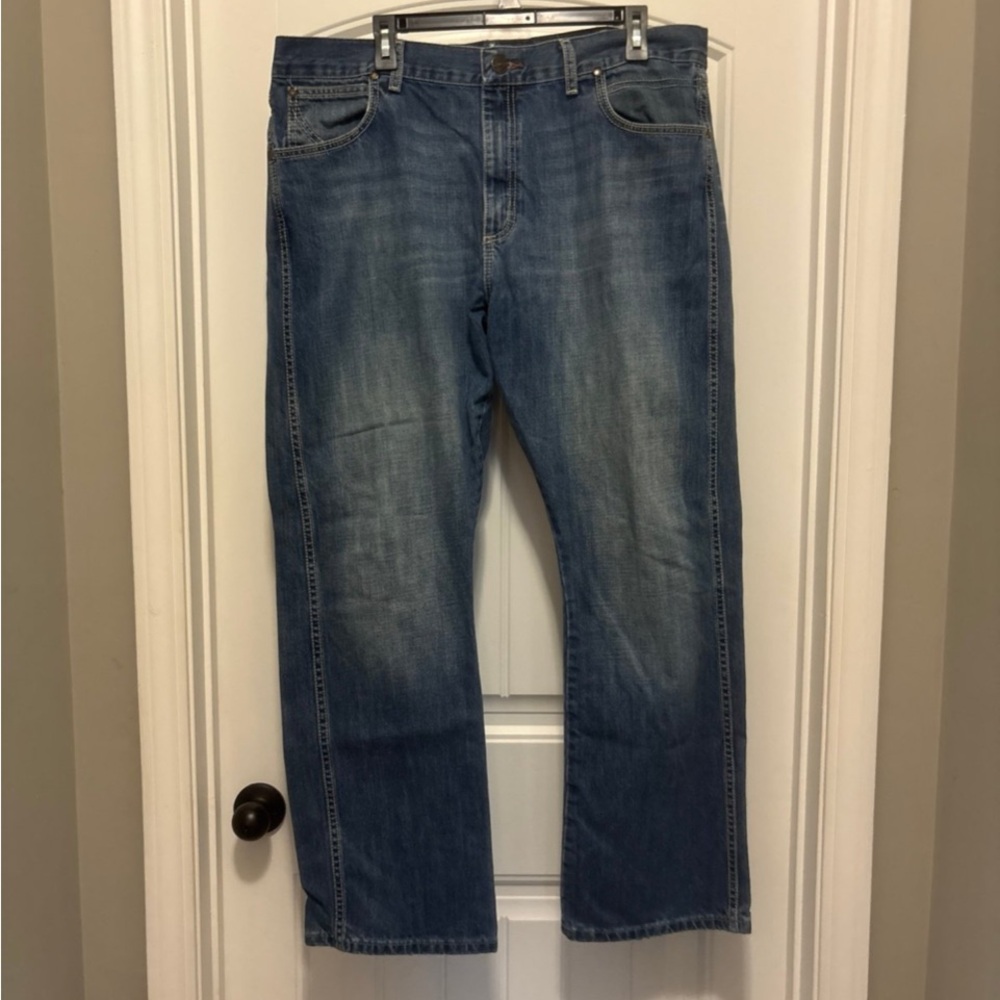 Wrangler Blue Relaxed‎ Fit Jeans